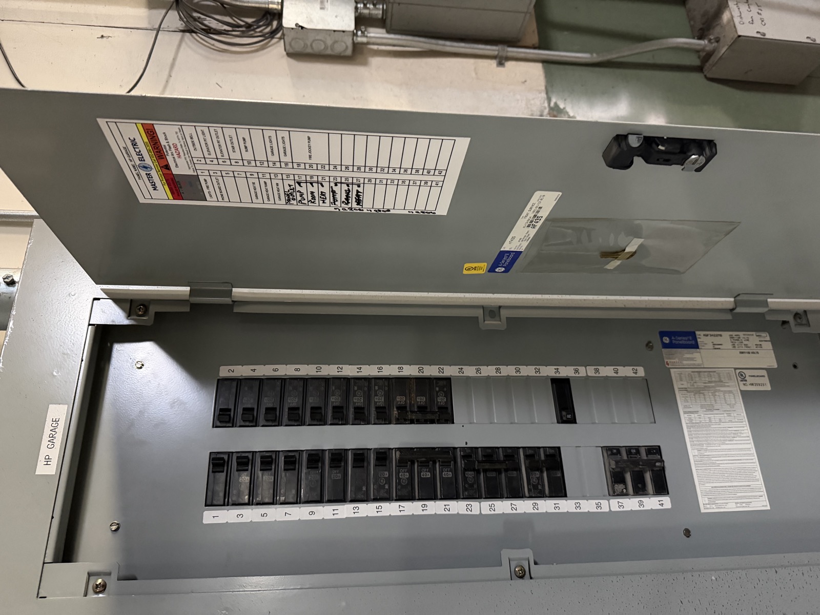 Garage Electrical Room - 7